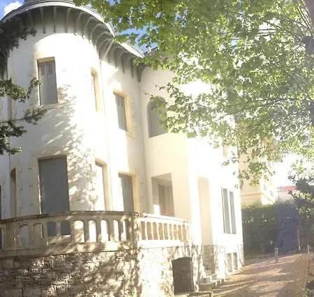 6 Couchages, Parking, Quartier St Charles Appartement *